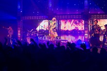 「Reol Oneman Live 2023 新式浪漫 Neo Nostalgia」松本公演の様子。（Photo by Loco Kinoshita）