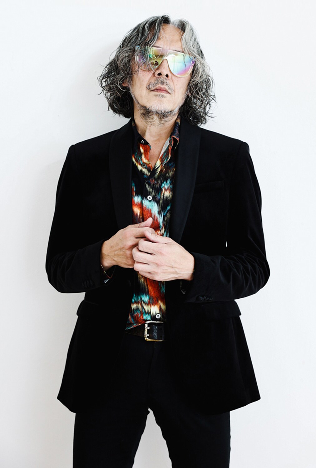 小里誠ソロユニットFrancisがマリアンヌ東雲らのバンド肋骨、捏造と贋作招き「不道徳教育講座」開催