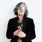 小里誠ソロユニットのFrancis、加納エミリ×小西康陽の新曲収めたアナログ盤リリース