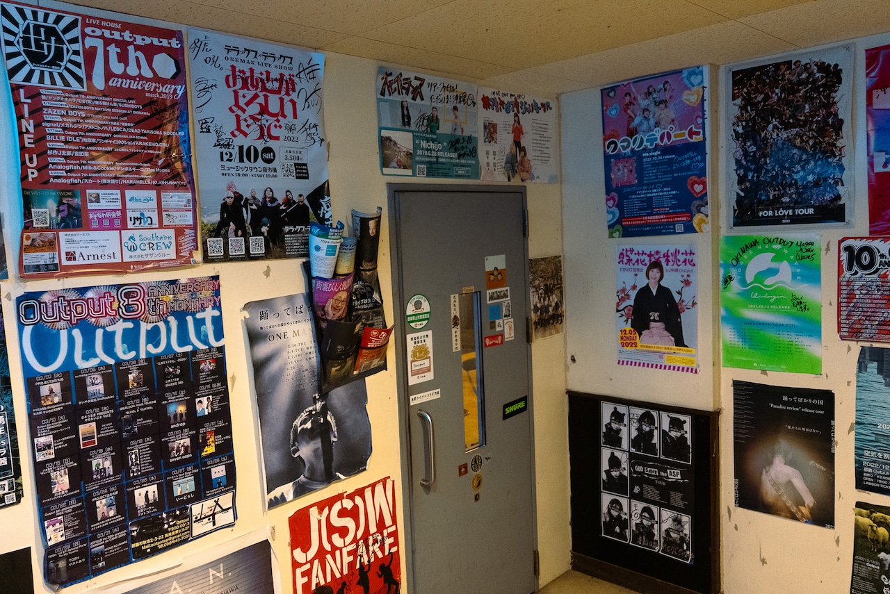 沖縄Outputフロア入り口。