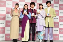 左から広瀬すず、緑黄色社会。