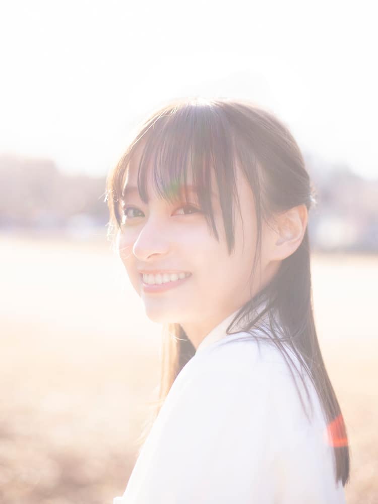 日向坂46・影山優佳の1st写真集発売「感謝の気持ちを伝えられる温かい  