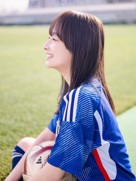 影山優佳（撮影：新津保建秀 [扶桑社刊] ）