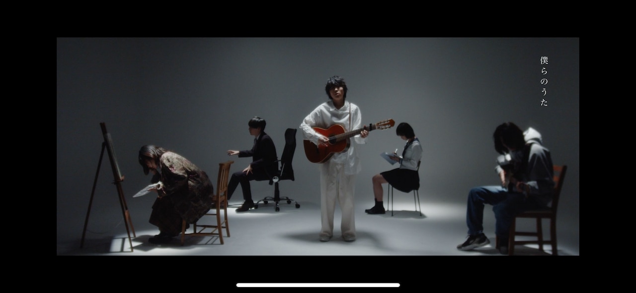 上野大樹、新曲「ざわめき」MVは水中撮影にも注目