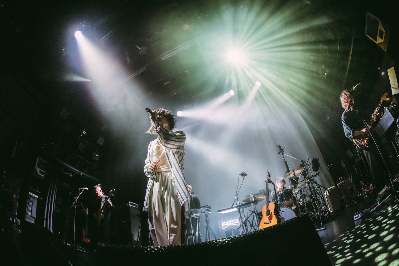 クボタカイ、新曲「隣」も初披露した1年ぶりワンマン「これからもずっと耳のそばにいさせてほしい」