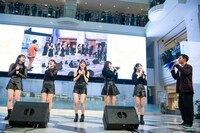 応援に駆けつけた東京ホテイソンのショーゴ（右端）。