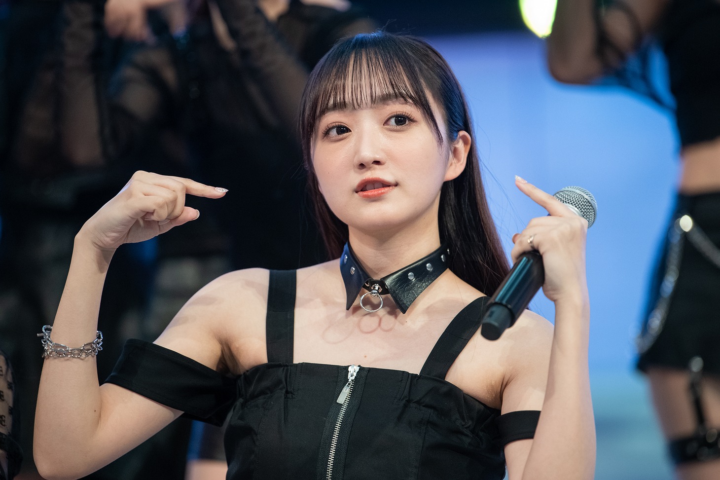 日比野芽奈