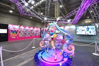 昨年開催された「初音ミク『マジカルミライ』10th Anniversary」の様子。(c)CFM / (c)TOKYO MX / (c)SEGA