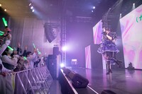 「頓知気さきな生誕祭 2023 －今日から本気出す－」の様子。