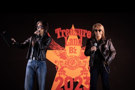 ライブ上映に駆けつけたB'z。（撮影：達川範一）