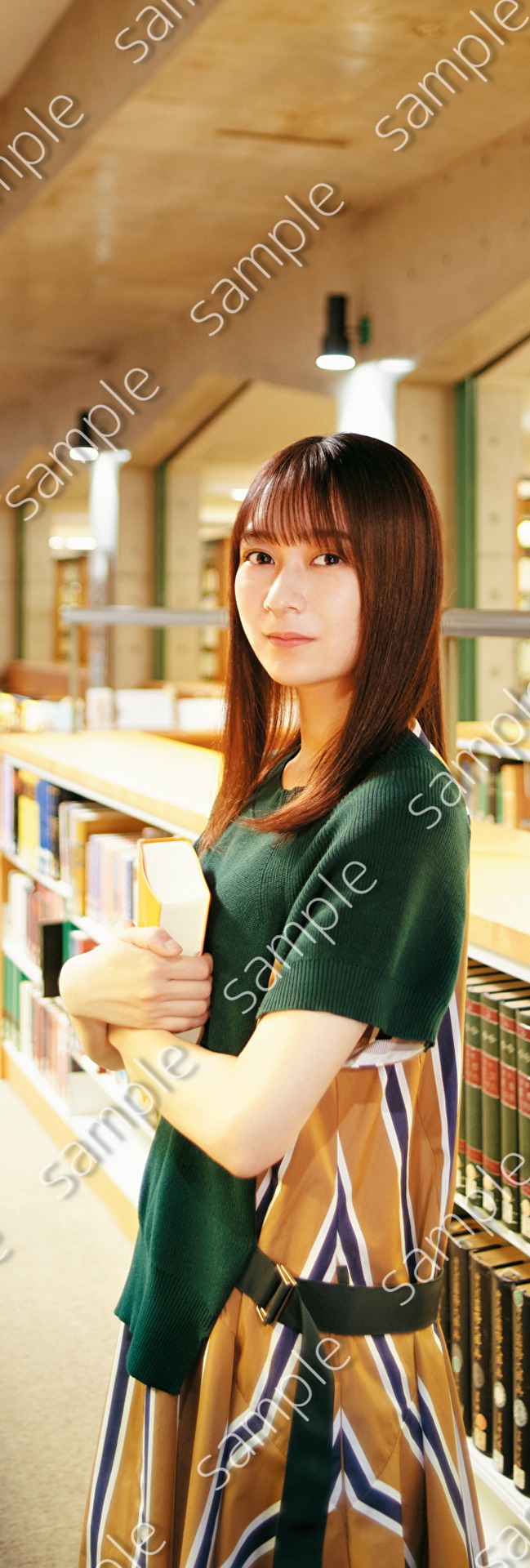 鈴木絢音（乃木坂46）「言葉の海をさまよう」封入特典サンプル（撮影：新津保建秀）