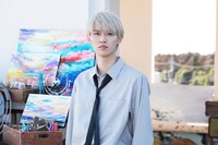 白岩瑠姫（JO1）扮する深川青磁