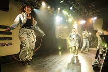 「AMEFURASSHI TOUR 2023 "Spring"」東京公演の様子。（撮影：笹森健一）