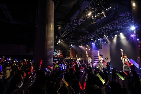 「AMEFURASSHI TOUR 2023 "Spring"」東京公演の様子。（撮影：笹森健一）