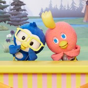 NHK Eテレ「えいごであそぼ Meets the World」に登場するあおやん、ピーチー。(c)NHK