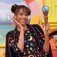 NHK Eテレ「えいごであそぼ Meets the World」に登場するサフィー。(c)NHK