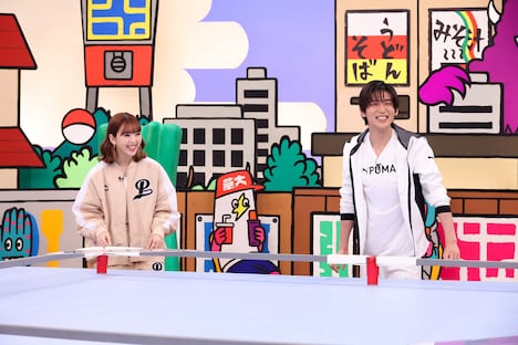 藤田ニコルと目黒蓮（Snow Man）。(c)カンテレ