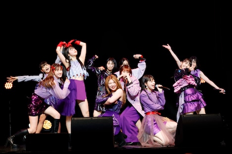 アンジュルムのライブの様子。