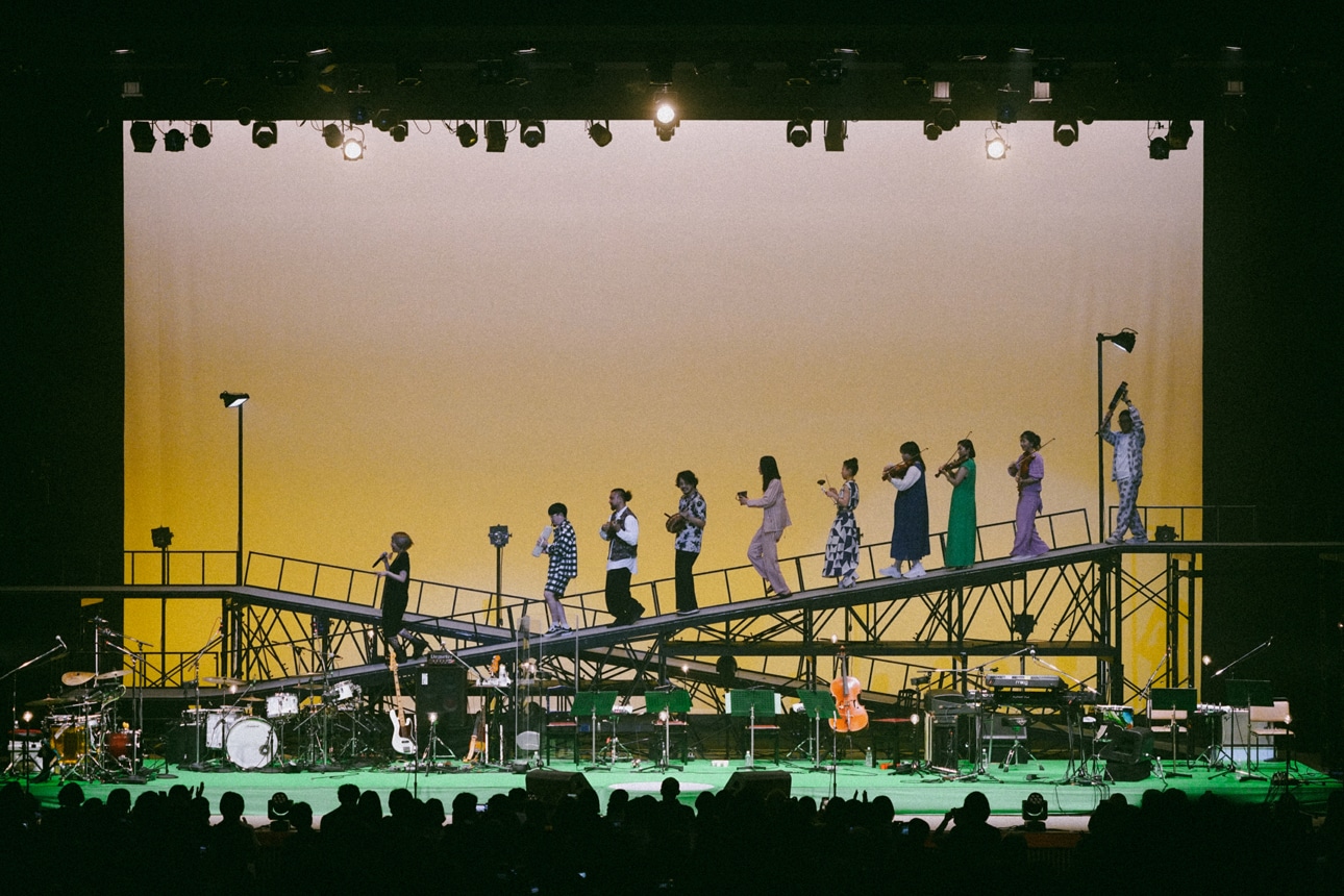 「うたのげんざいち ✌ NIA・near Special ✌」東京公演の様子。（Photo by Asami Nobuoka）