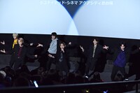 Jackpozのパフォーマンスの様子。