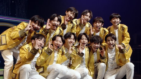 Boys be。上段左から中川惺太、北村仁太郎、岩倉司、山中一輝、亀井海聖、上垣廣祐。下段左から千田藍生、伊藤篤志、池川侑希弥、丸岡晃聖、嵜本孝太朗、角紳太郎。(c)フジテレビ