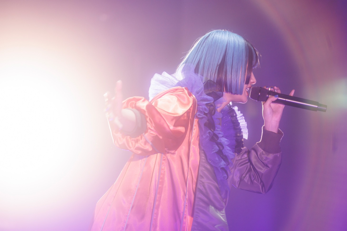 みあ（Vo）（Photo by Viola Kam［V'z Twinkle］）