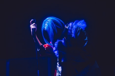 みあ（Vo）（Photo by Viola Kam［V'z Twinkle］）