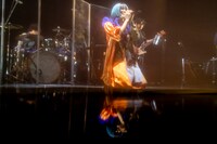 みあ（Vo）（Photo by Viola Kam［V'z Twinkle］）