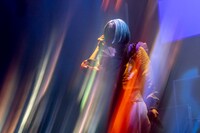 みあ（Vo）（Photo by Viola Kam［V'z Twinkle］）