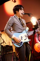 ROY（Vo, B）（撮影：村井香）