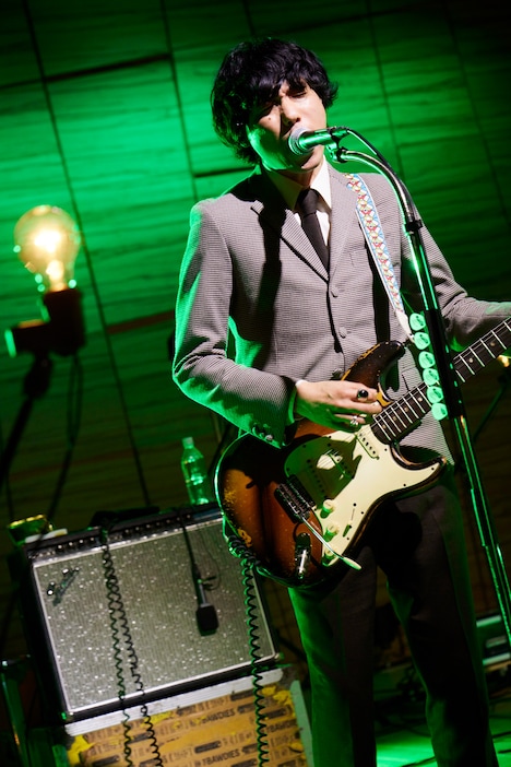 TAXMAN（G, Vo）（撮影：村井香）