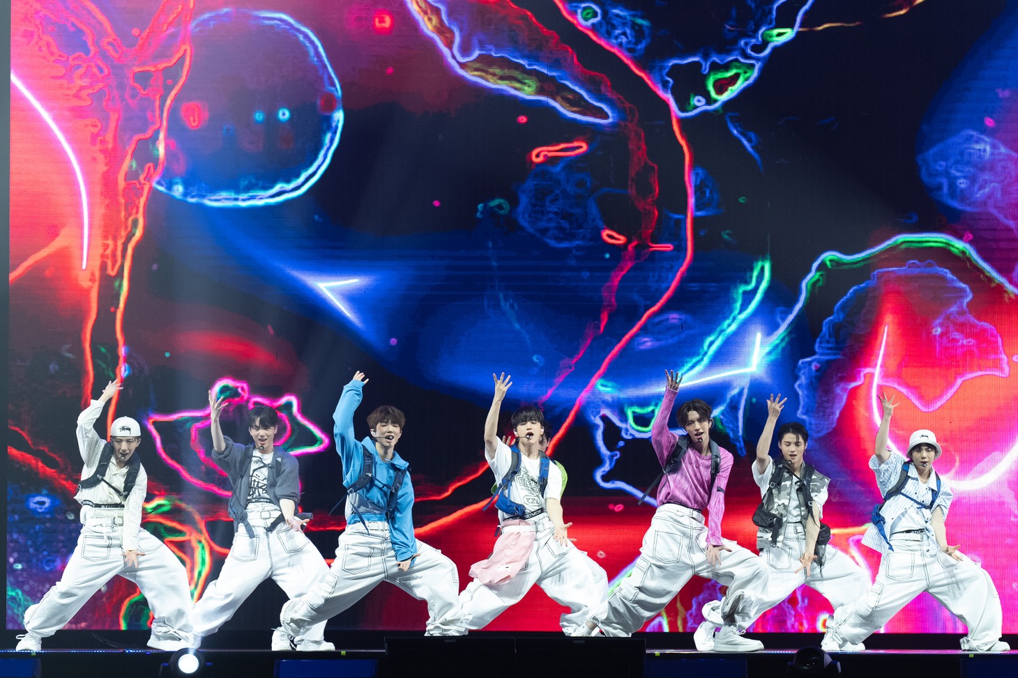 8TURN (c)CJ ENM Co., Ltd, All Rights Reserved