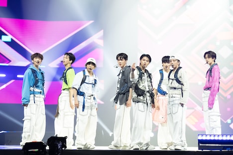 8TURN (c)CJ ENM Co., Ltd, All Rights Reserved