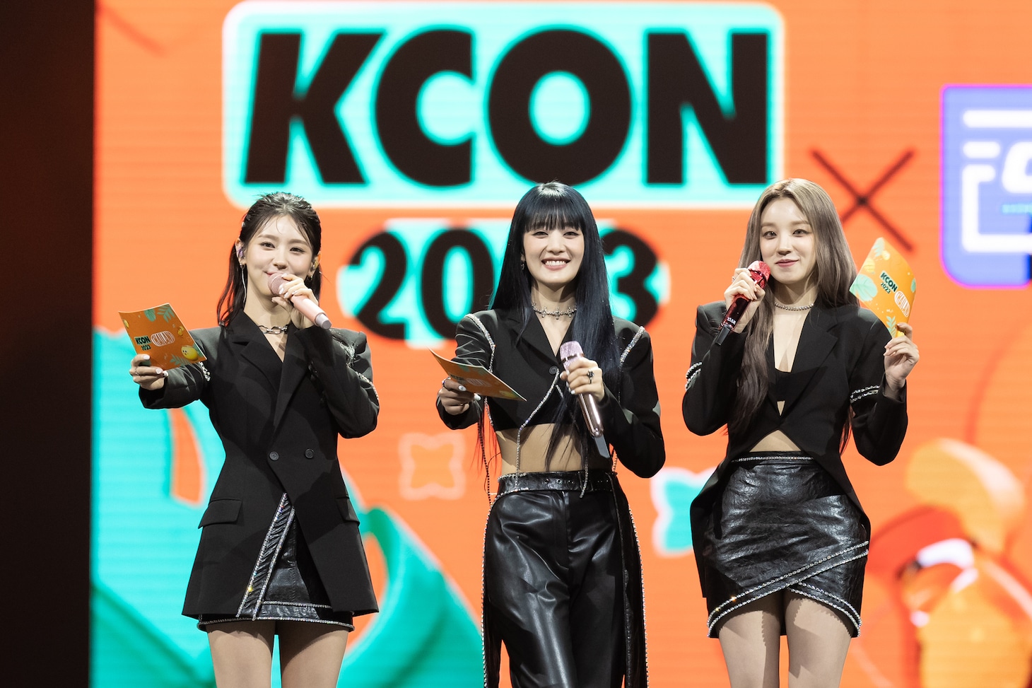 (G)I-DLEのミヨン、ミンニ、ウギ。 (c)CJ ENM Co., Ltd, All Rights Reserved