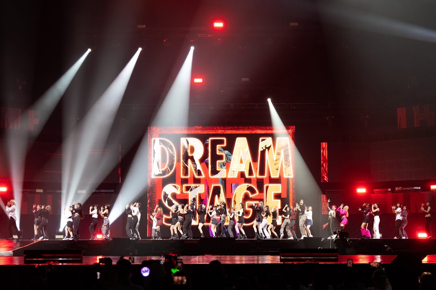 (G)I-DLE「TOMBOY」の様子。 (c)CJ ENM Co., Ltd, All Rights Reserved