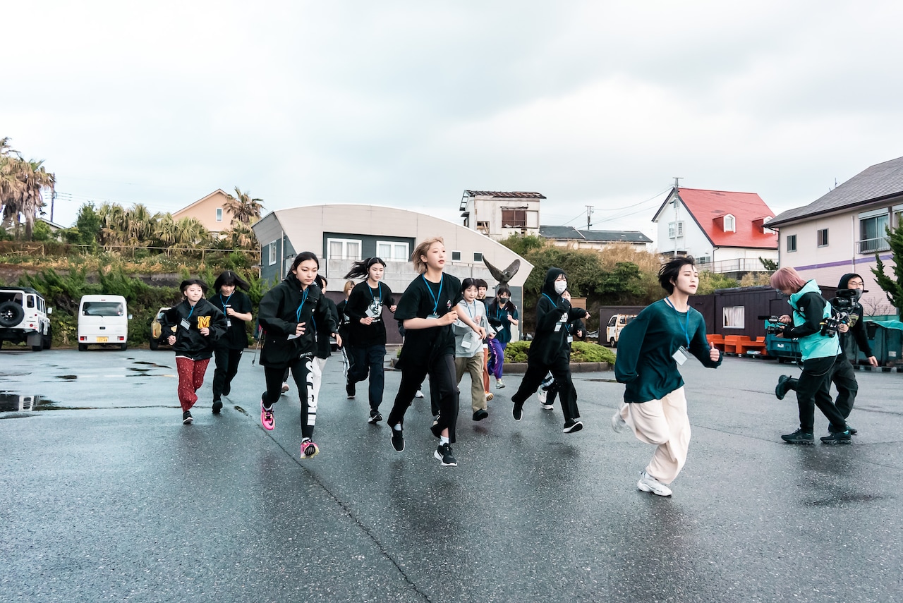 WACK合同オーディション2日目で候補生に厳しい指摘、今夜の審査にマネージャー緊急参加