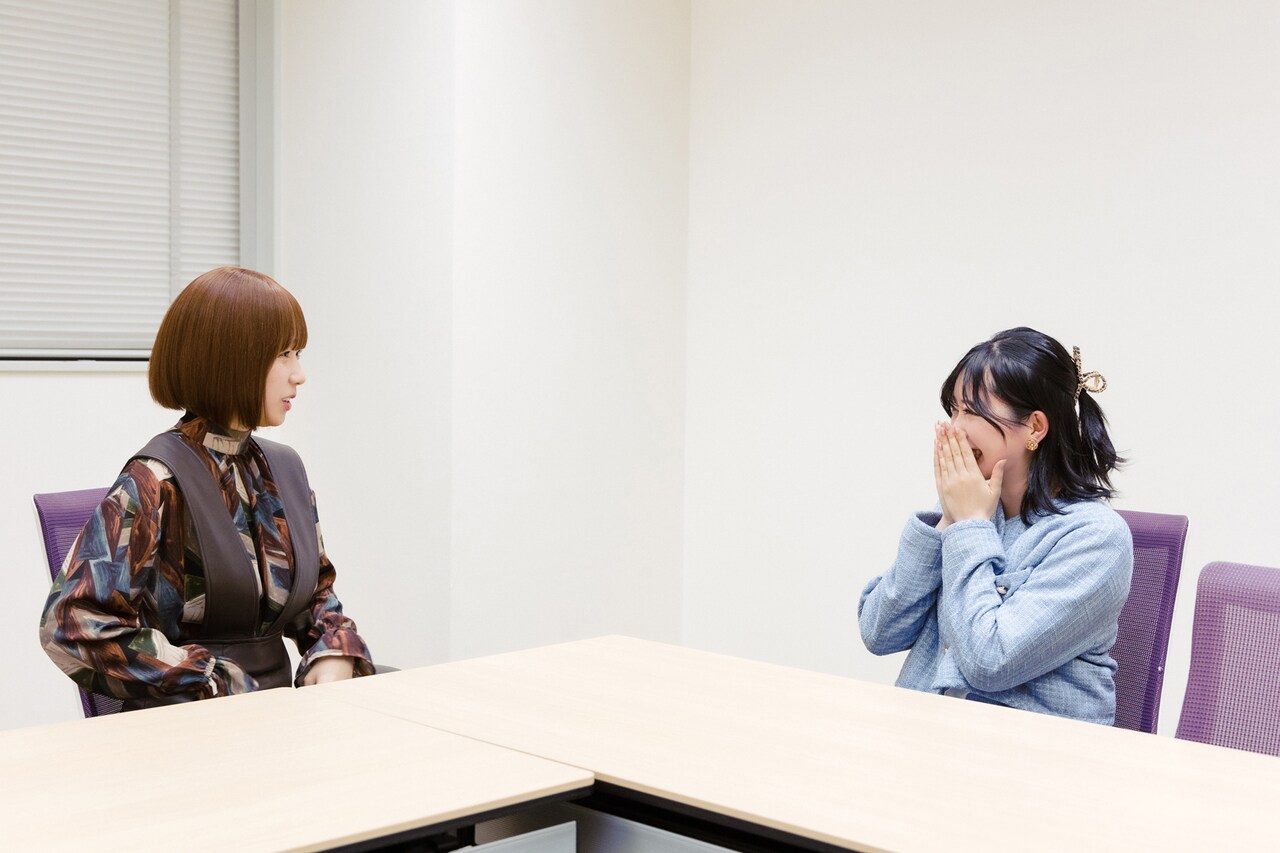 左からレナ、十束おとは。