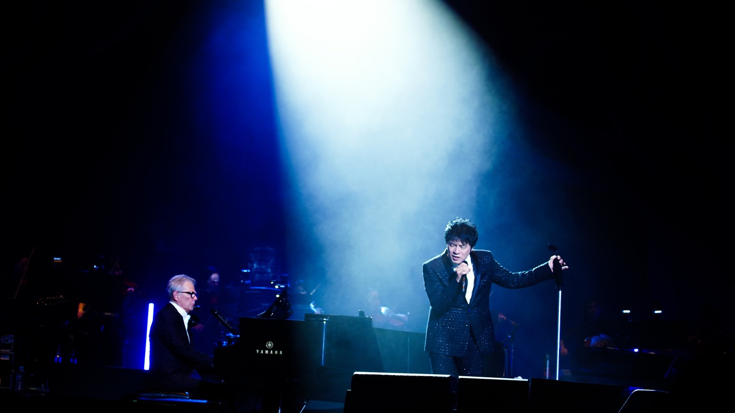 左からデイヴィッド・フォスター、ASKA。（撮影：今井俊彦）