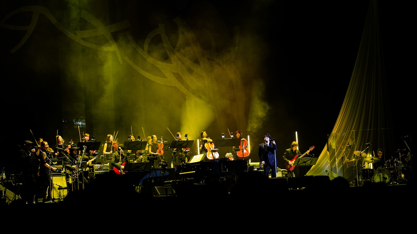 「ASKA & DAVID FOSTER PREMIUM CONCERT 2023」ぴあアリーナMM公演の様子。（撮影：今井俊彦）