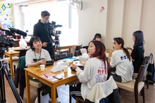 「WACK合同オーディション2023」3日目 昼食の様子。