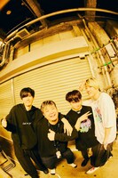 HOWL BE QUIET（撮影：山川哲矢）