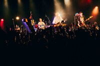 HOWL BE QUIET「Evergreen」東京・LIQUIDROOM公演の様子。（撮影：山川哲矢）