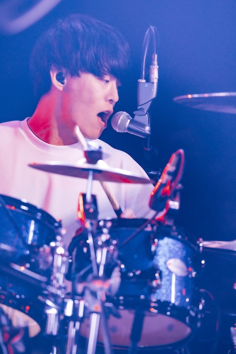 KOUHEI(Dr, Cho)(撮影:藤井拓)