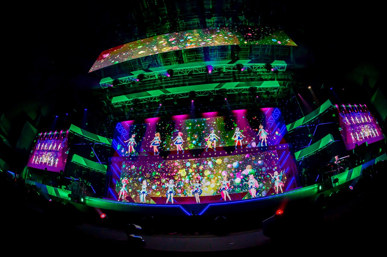 「hololive 4th fes. Our Bright Parade DAY1」初日公演の様子。