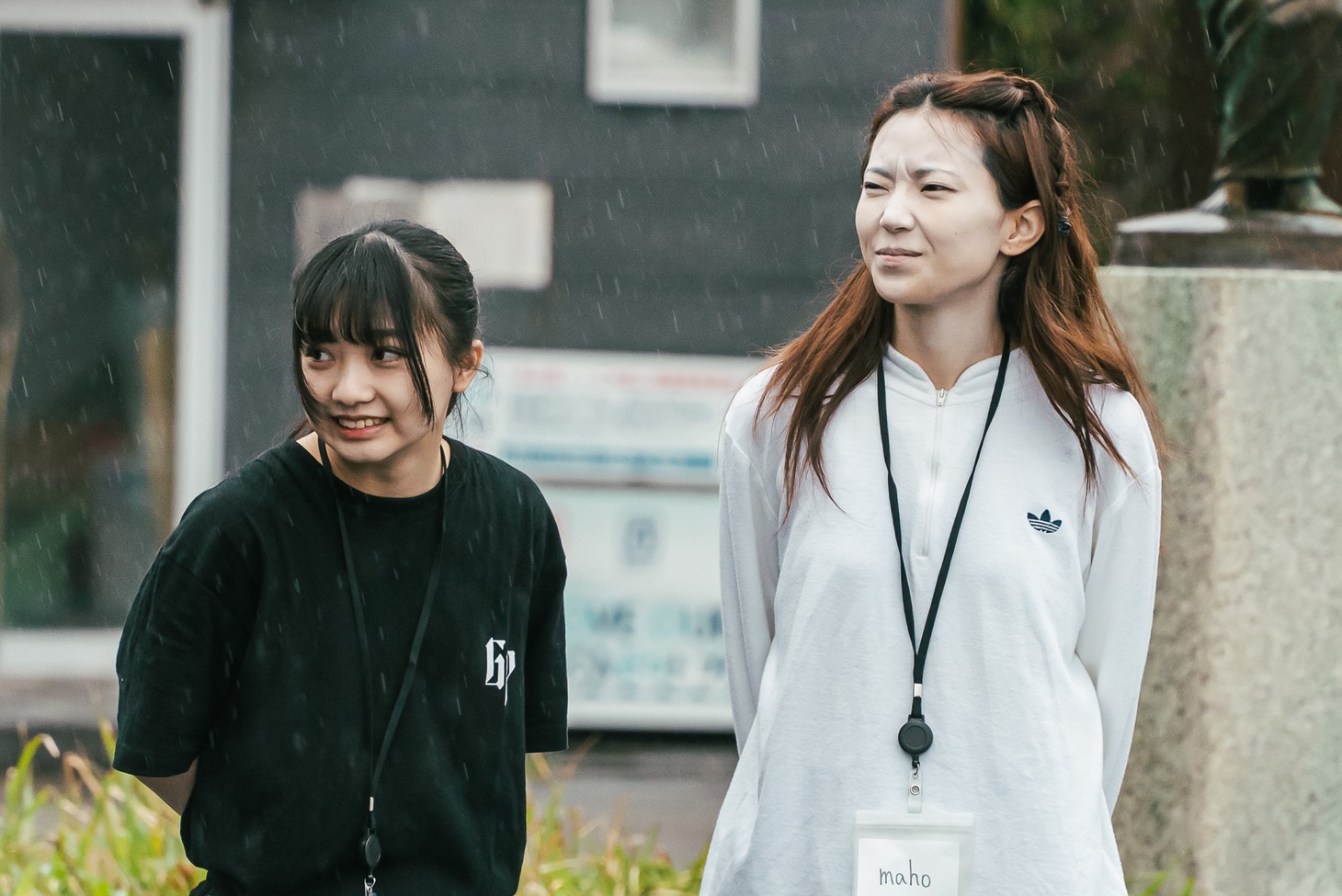 左からナルハワールド（GANG PARADE）、白塗りのmaho（ExWHYZ）。