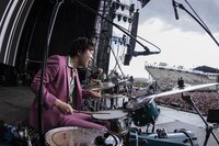 茂木欣一（Dr）（Photo by Elfego Becerra Photography）