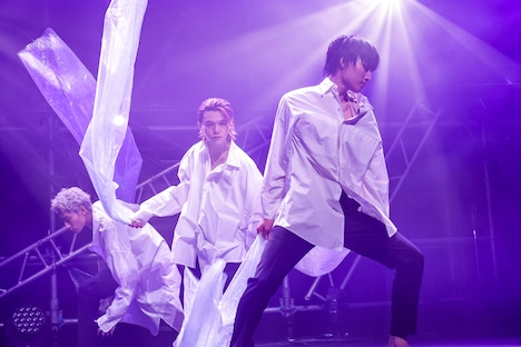 手前から飯島颯、志村玲於、柴崎楽。