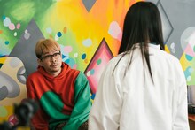 怒る渡辺淳之介。