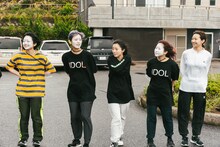 左からナ前ナ以（ASP）、ナオ・オブ・ナオ（豆柴の大群）、ナルハワールド（GANG PARADE）、トギー（BiS）、maho（ExWHYZ）。