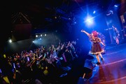 「fishbowl 1st oneman tour『ブリストルシュブンキン』」ファイナル公演の様子。（撮影：ヤギタツノリ）